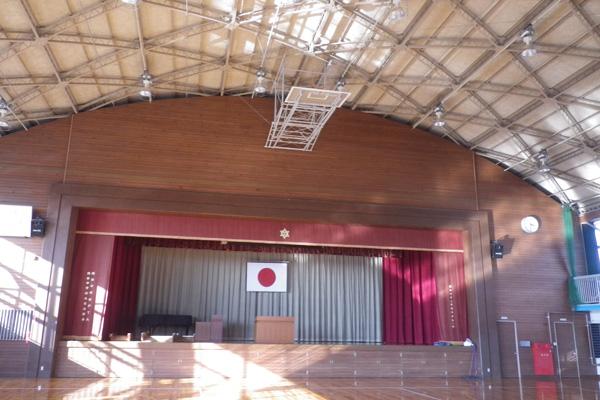 岡田中学校 体育館 耐震補強工事（建築主体工事）