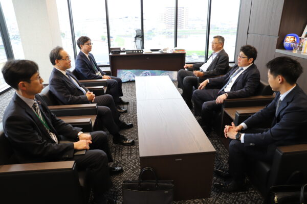 公益財団法人伊予銀行社会福祉基金　感謝状贈呈式