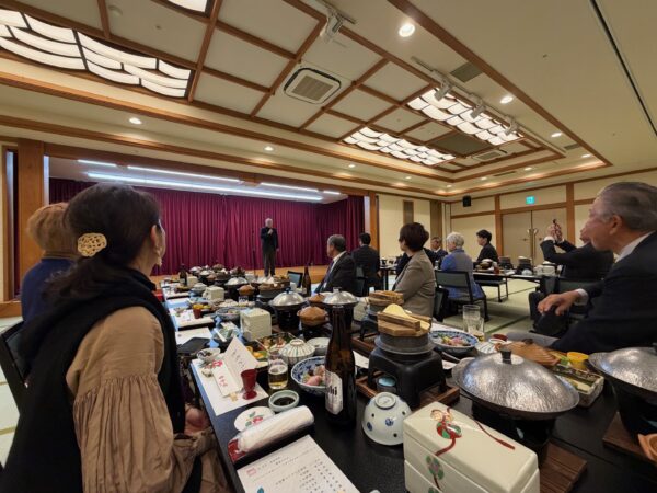 バキバキ会　道後椿倶楽部のお祝い並びに忘年会