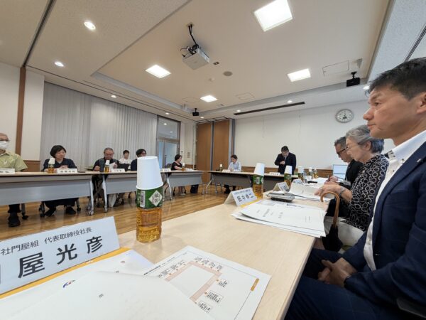 AINECS理事会および留学生パーティー