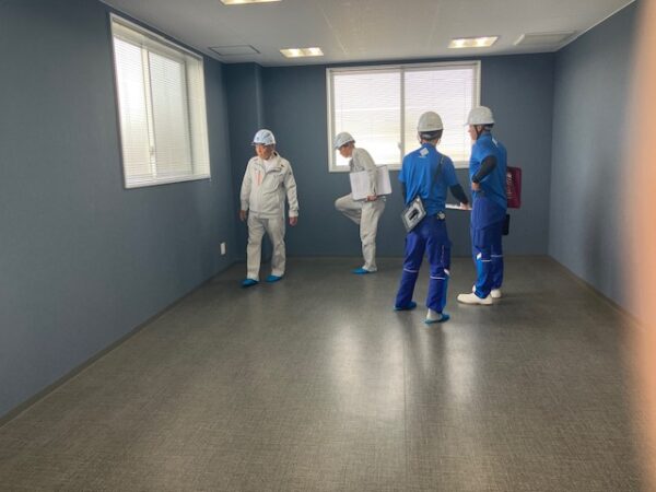 社内検査（平誠電機株式会社別棟倉庫）